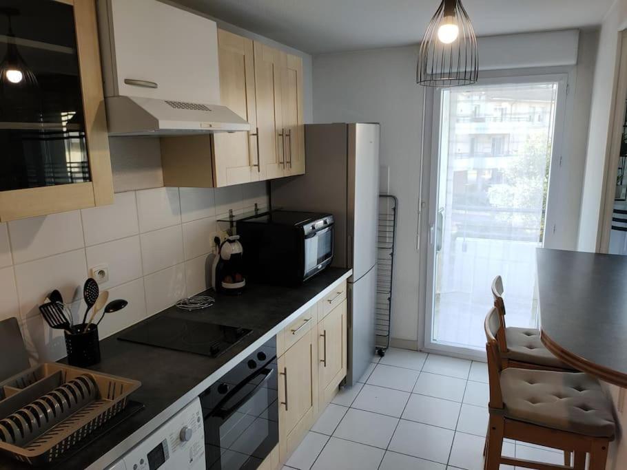 Spacieux Et Joli Appartement De 2 A 4 Personnes • Parking • Wifi Fenouillet  Zewnętrze zdjęcie