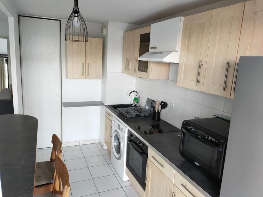 Spacieux Et Joli Appartement De 2 A 4 Personnes • Parking • Wifi Fenouillet  Zewnętrze zdjęcie